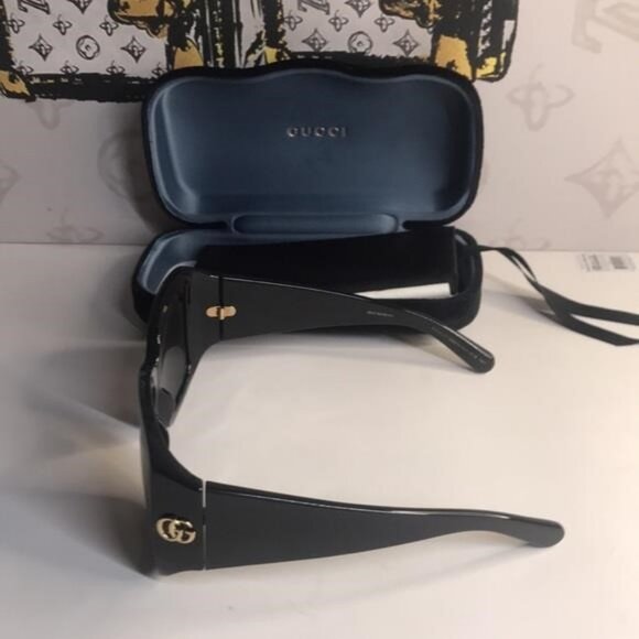 New Authentic Gucci Black Oversized Sunglasses GG1402s 001 - Picture 10 of 12